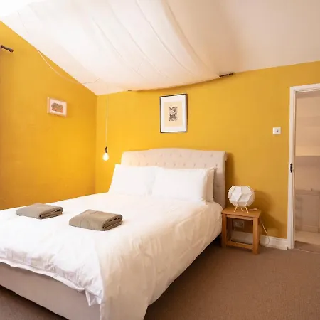 The Old Cookery & Free Parking Semesterbostad *