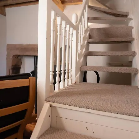 The Old Cookery & Free Parking Goldsborough (Knaresborough)