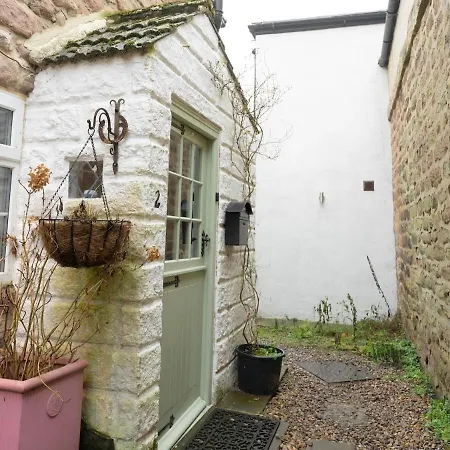 The Old Cookery & Free Parking *