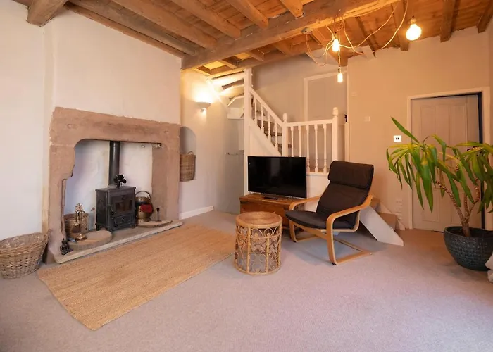 The Old Cookery & Free Parking